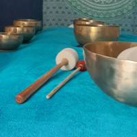 Ontspanningsmassage 8 coaching met klank, coachen met klankschalen, mBIT coaching voor vrouwen in Enschede, Haaksbergen, Hengelo, Boekelo, Glanerbrug en Overijssel, mBIT coach voor vrouwen, klankschaalmassage